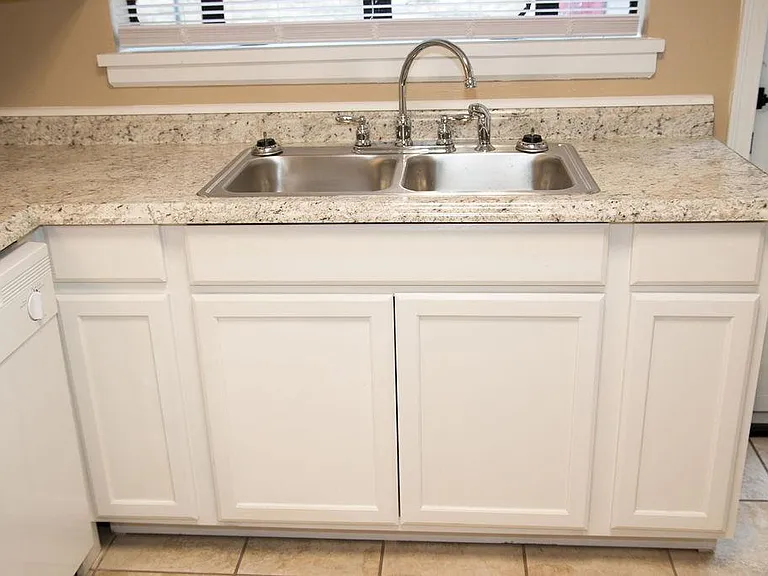 1223 Greenbrier Rd #1/2 — Photo 12