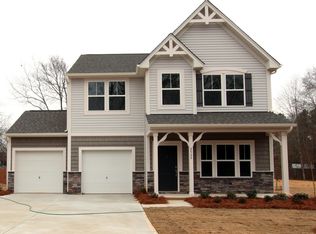 2509 Courtland Dr, Clover, SC 29710