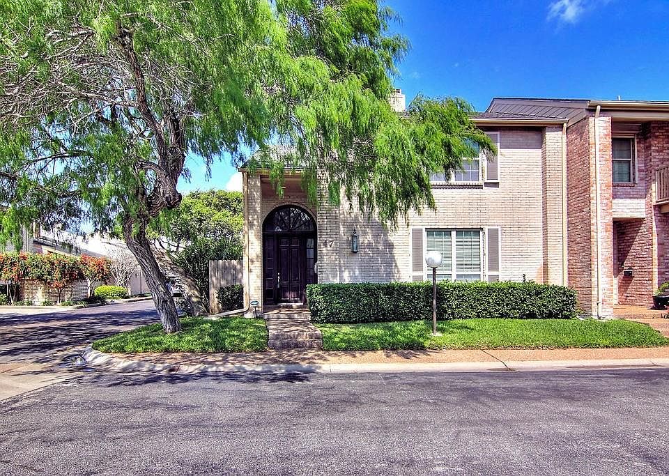 homes for sale in the lakes corpus christi