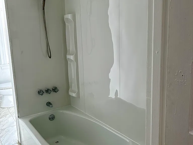 400 Whitney Ave #17 — Photo 14