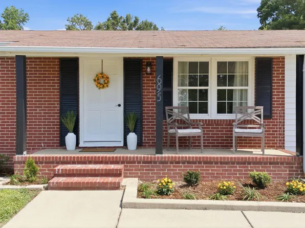 695 Old Route 22 Rd, Kenly, NC 27542