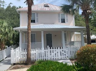 203 E Voorhis Ave, Deland, FL 32724