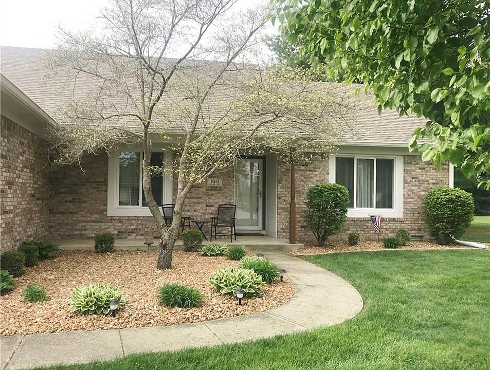 1st image of 1017 Cedar Glen North Dr