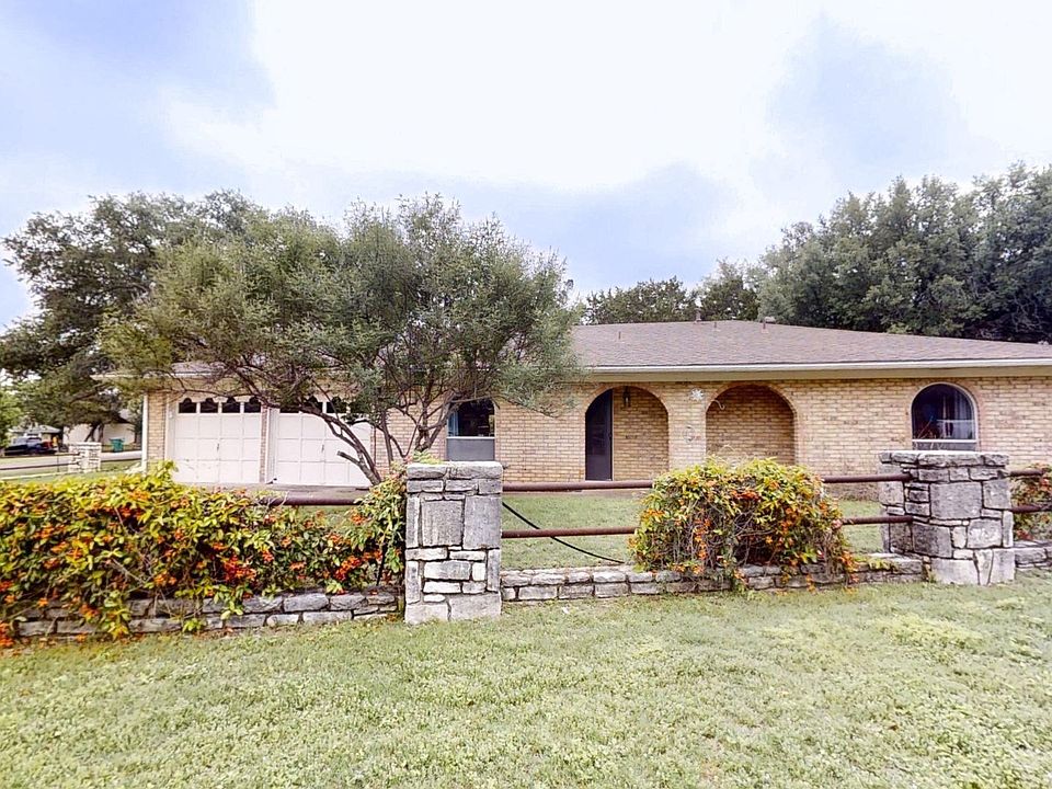 1st image of 1103 Spanish Trail Dr