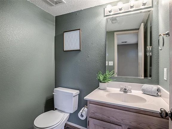 3rd image of 5820 NW Plantation Ln Unit 187D
