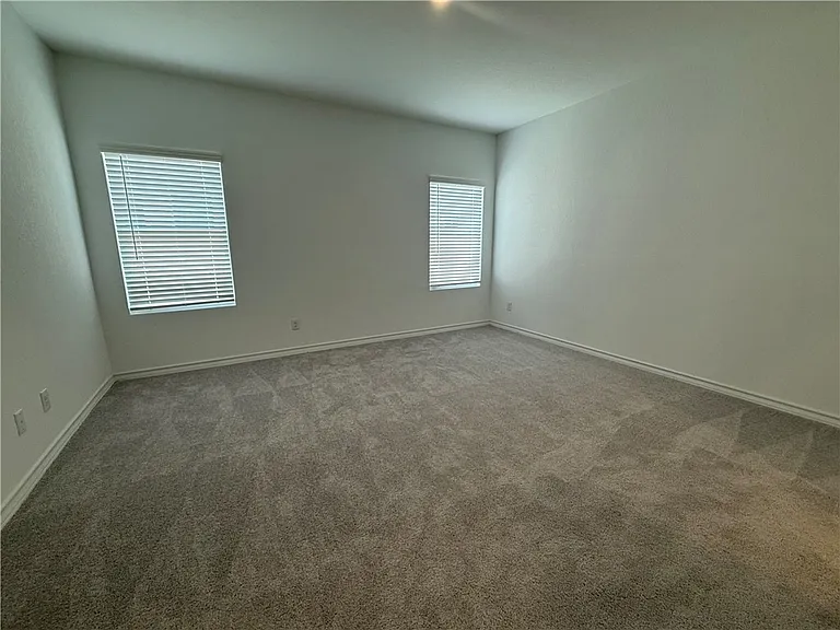 7925 Wonder Woman Dr — Photo 8