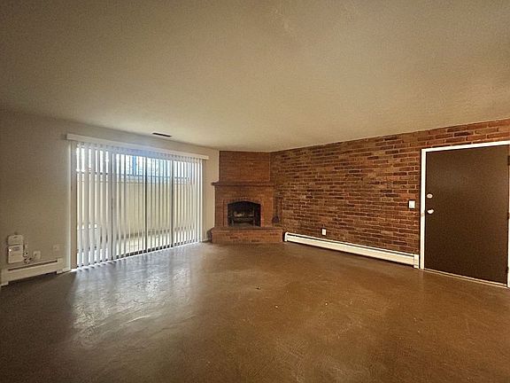 3rd image of 1572 Glen Parker Ave #2