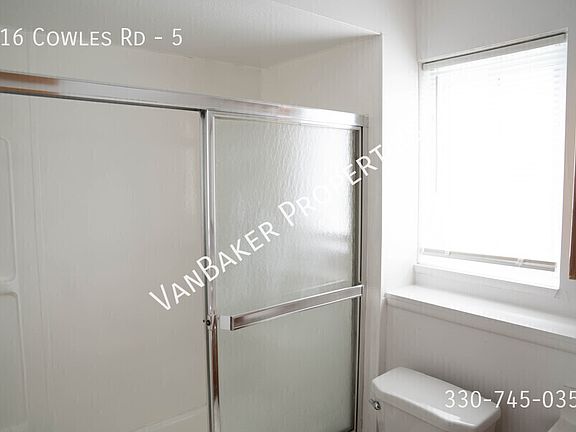 3rd image of 116 Cowles Ave #5