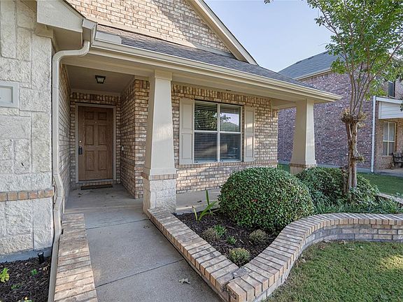 3rd image of 111 Shadybrook Dr