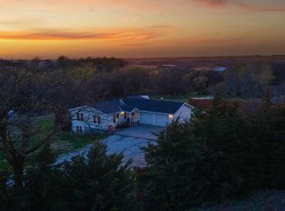 201 Meadow Star Ln, Adams, NE 68301