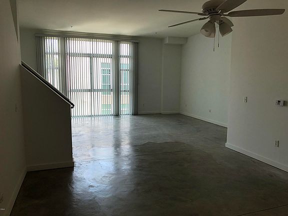 2nd image of 238 S Arroyo Pkwy Unit 406