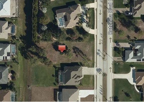 4th image of 223 Rotonda Blvd N