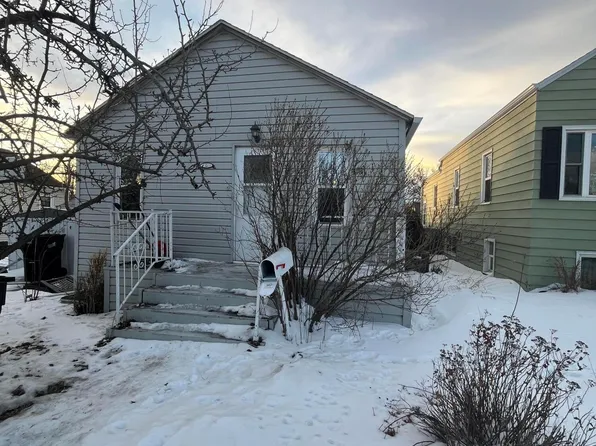 1108 N 15th St, Bismarck, ND 58501