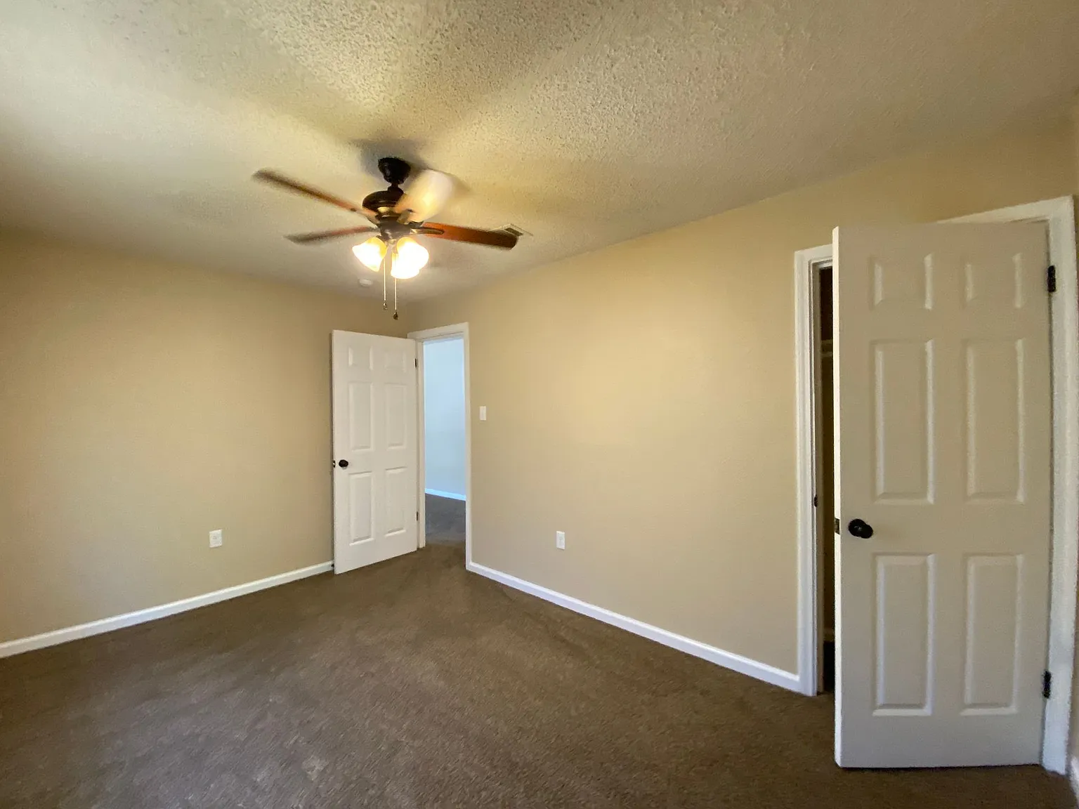 13 Hiland Pl B — Photo 4