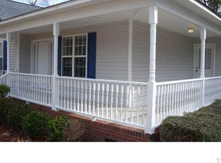 530 Parrish Farm Ln, Benson, NC 27504