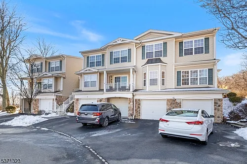 56 King George Rd Photo 1