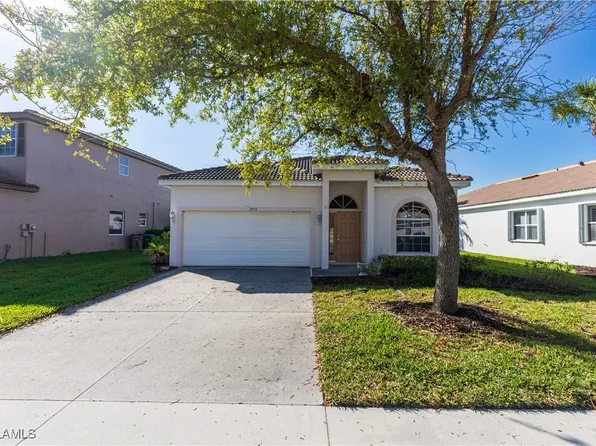 2713 Blue Cypress Lake Ct, Cape Coral, FL 33909