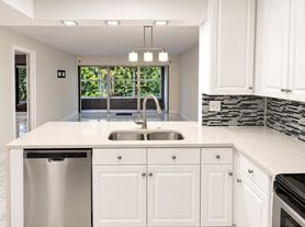 8301 Sands Point Blvd, Tamarac, FL