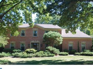 212 Hemlock Cir, North Wales, PA 19454