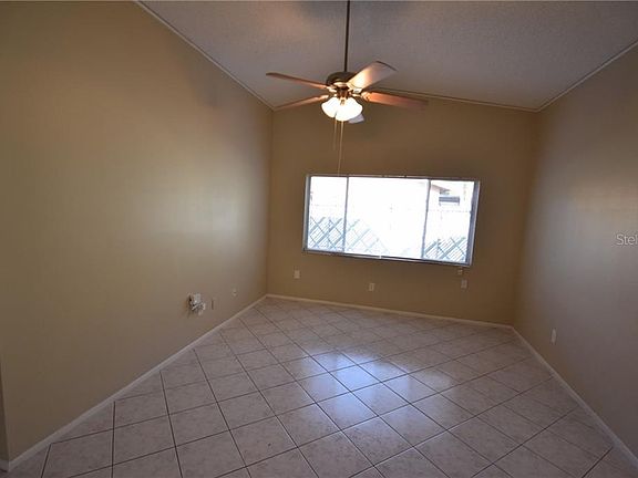 4th image of 3012 Willow Bend Blvd