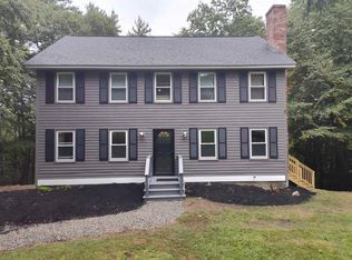 27 Hampshire Drive, Derry, NH 03038