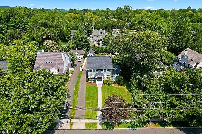 5 bed, 3.5 bath, $6,800 — Photo 3