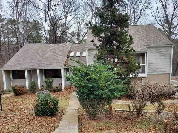 4513 Rivercliff Dr SW, Lilburn, GA 30047