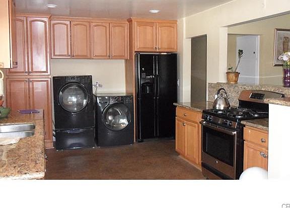5th image of 13075 Birchwood Dr