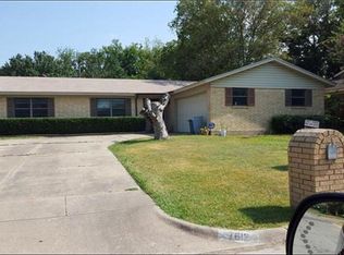 7612 Deaver Dr, North Richland Hills, TX 76180