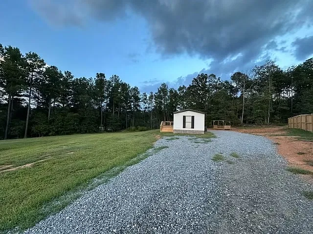 2 bed, $1,400 — Photo 3