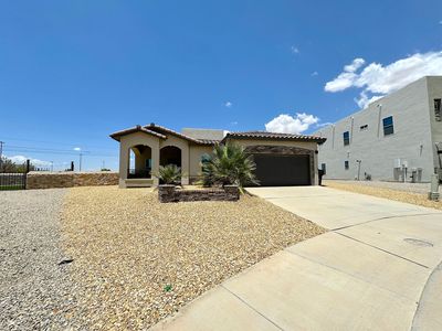 205 Isla Vista Ln, Horizon City, TX, 79928