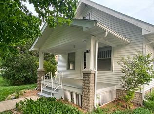 175 E Broadway St, Argenta, IL 62501
