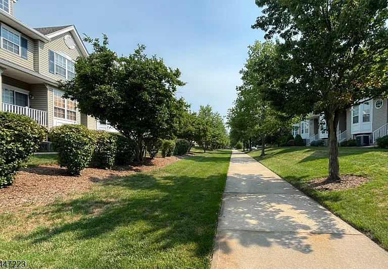 39 Briar Ln — Photo 25