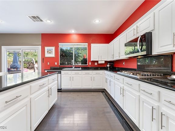 4th image of 8380 Las Lunas Way