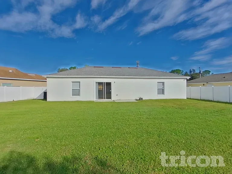 1141 Doncaster Ct — Photo 16