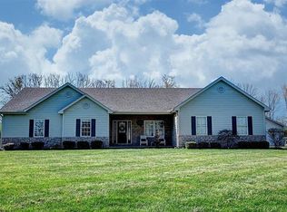 1891 Sunrise Ln, Lebanon, OH 45036