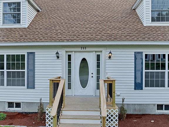 4th image of 203 Pease Road