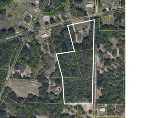 5536 Woodland Ln, Milton, FL 32583