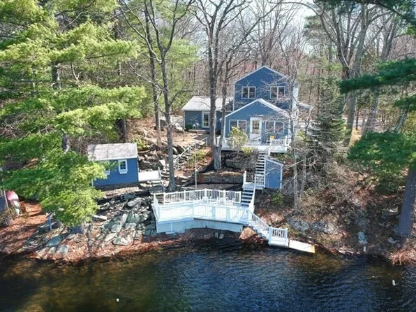 19 Bennetts Rd, Sturbridge, MA 01566
