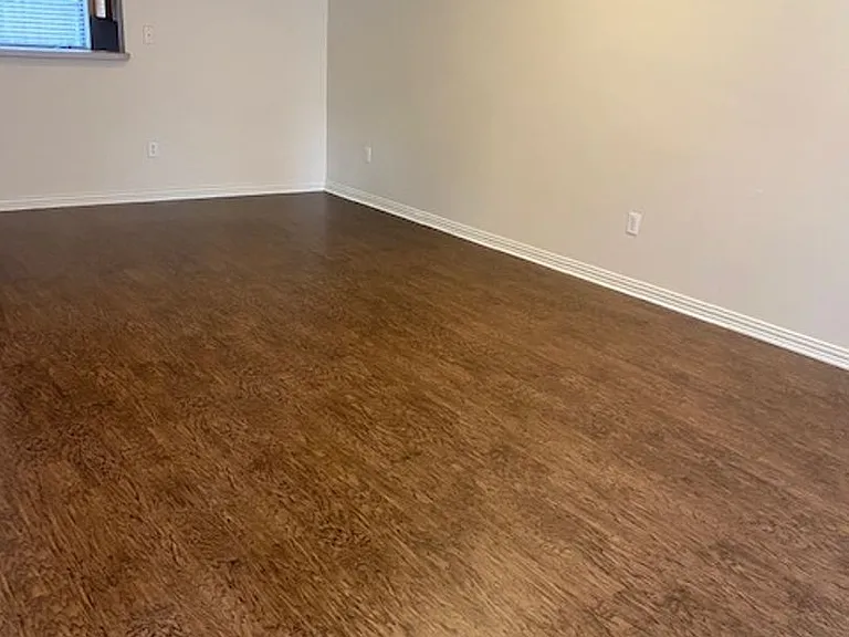 2208 N Carroll Blvd #2 — Photo 2