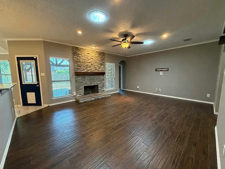 Living room 2