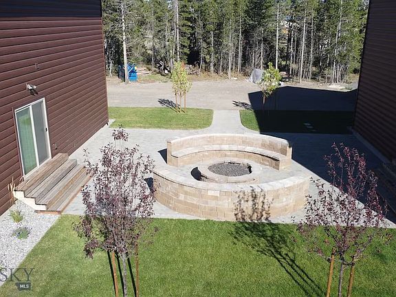 5th image of 19 Iris Rd