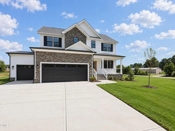 20 Howell Farm Dr #21, Selma, NC 27576