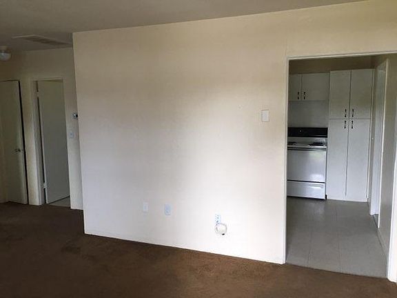 2nd image of 5805 60th Ave N