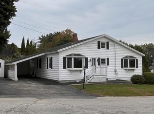 17 Irwin St, Lewiston, ME 04240