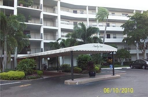 2nd image of 821 Cypress Blvd APT 502