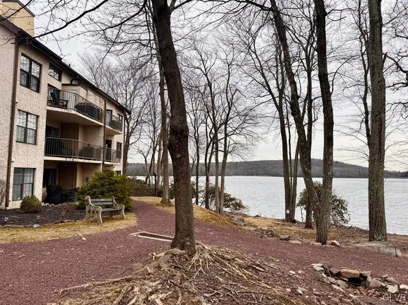 5 Midlake Dr #301, Lake Harmony, PA 18624