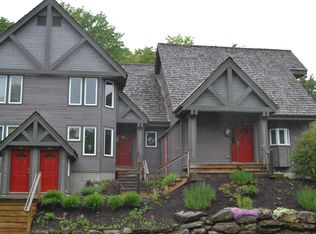 98 Queens Rd #V162, North Troy, VT 05859