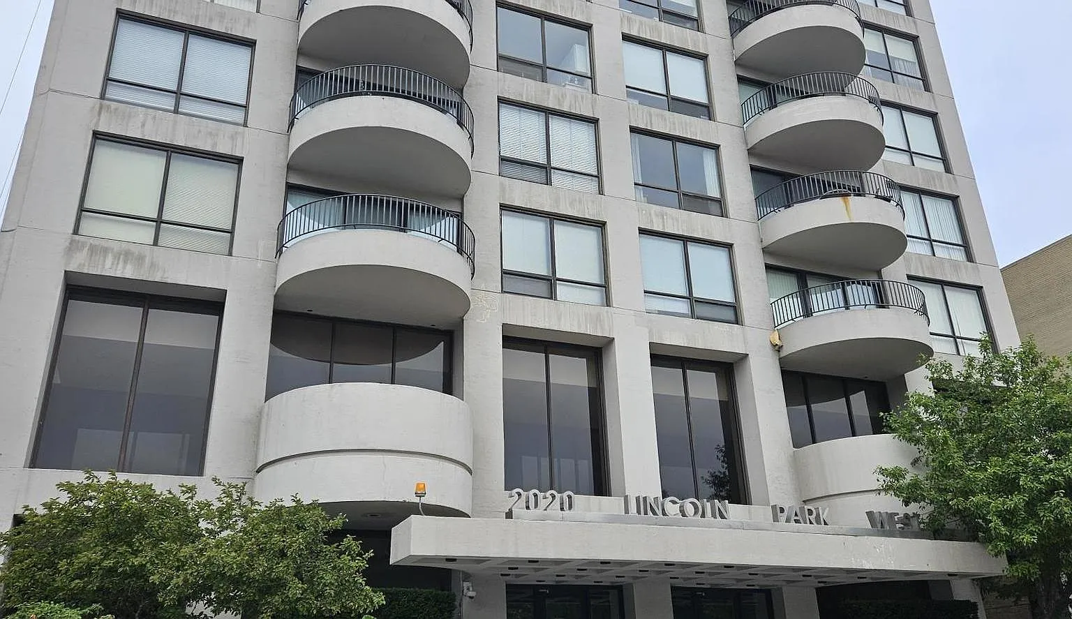 1 bed, $2,900 — Photo 1