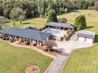 840 Happy Plains Rd, Taylorsville, NC 28681